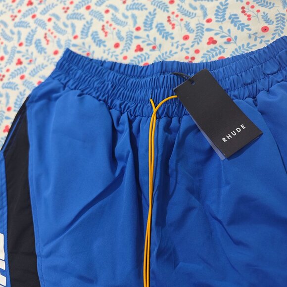 Rhude Men's Casual Shorts - Picture 2 of 6